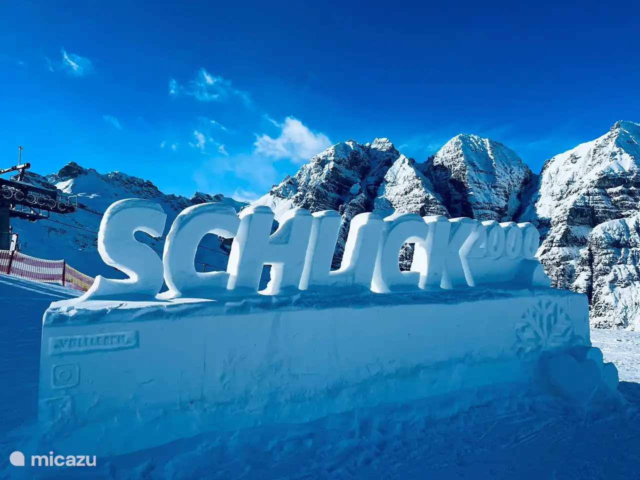 Since 8.12.2023, the Schlick 2000 ski area has been expanded with the new gondola; the Galtbergbahn. In the summer of 2024, the Kreuzjoch panoramic restaurant will be completely rebuilt. Expected opening; Ski season 2024-2025.