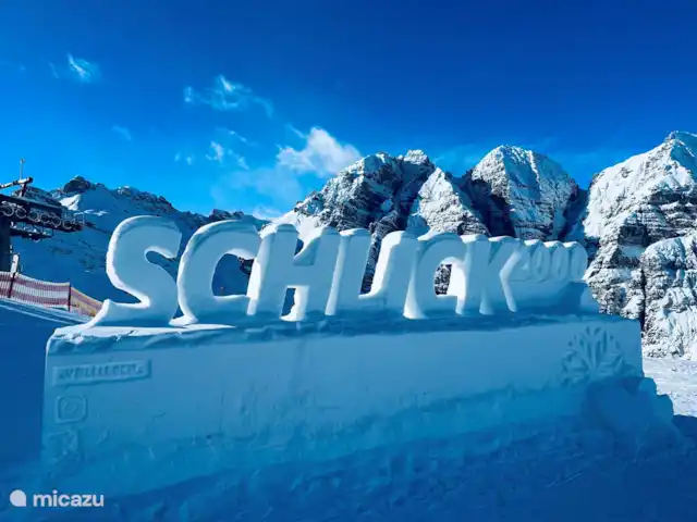 Alpenfun_r_und_l en Austria, Tirol, Fulpmes - apartamento Desde el 8.12.2023, la zona de esquí de Schlick 2000 se ha ampliado con el nuevo telecabina; el Galtbergbahn. En el verano de 2024, el restaurante panorámico Kreuzjoch será completamente reconstruido. Apertura prevista; Temporada de esquí 2024-2025.