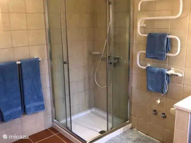 Quinta Da Cabana huren in Portugal, Costa de Prata, Salir de Matos - vakantiehuis Douche met mengkraan en regendouche en/of sproeidouche