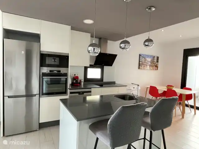 Location de Vacances Espagne, Murcia, San Pedro del Pinatar, appartement - Casavita Cuisine avec salle à manger