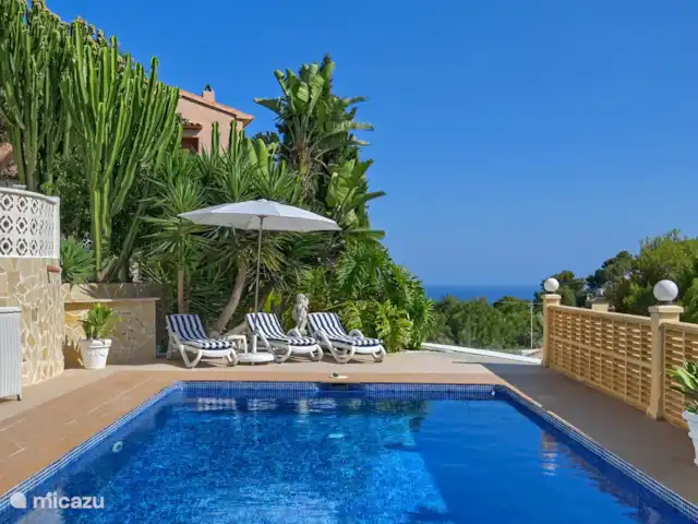 Maison de la Couronne | Espagne, Costa Blanca, Benissa - villa Vue sur la mer depuis la piscine.