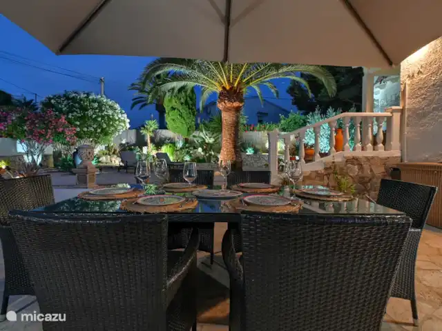 Maison de la Couronne | Espagne, Costa Blanca, Benissa - villa Jardin éclairé le soir