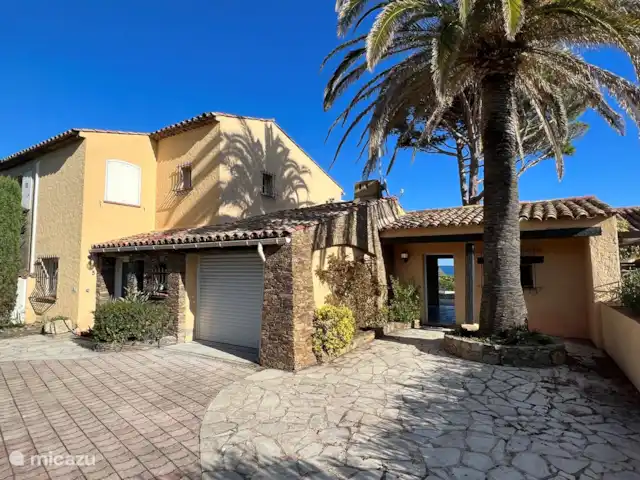 Maison de la Plage 83 huren in Frankrijk, Côte d´Azur, Saint-Aygulf - vakantiehuis Tuin volledig omheind