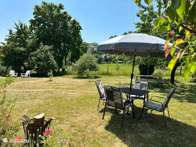 Maison Archon | France, Aisne, Archon - maison de vacances Une partie du jardin.