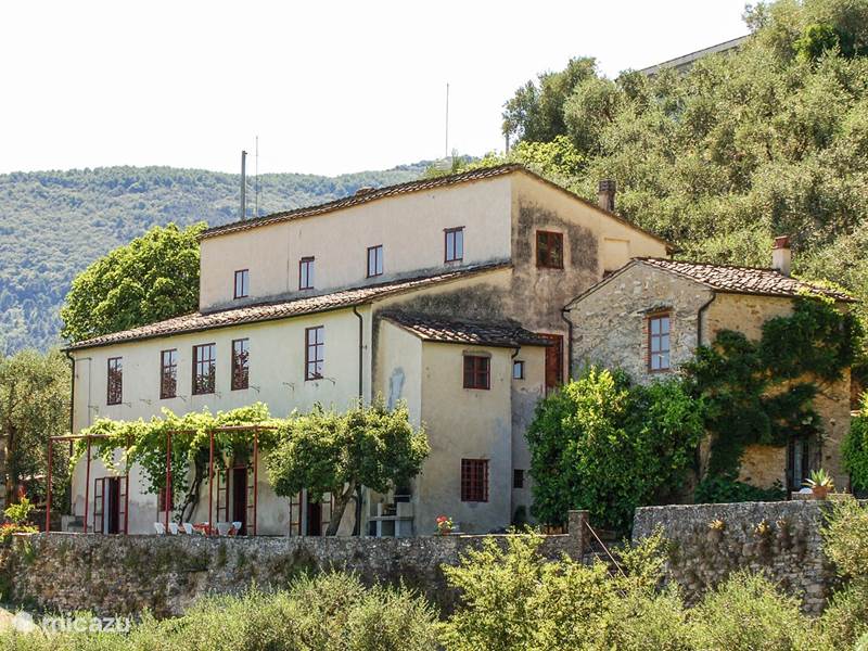 Maison de Vacances Italie, Toscane, Buti Villa Villa avec piscine privée 30km Pise