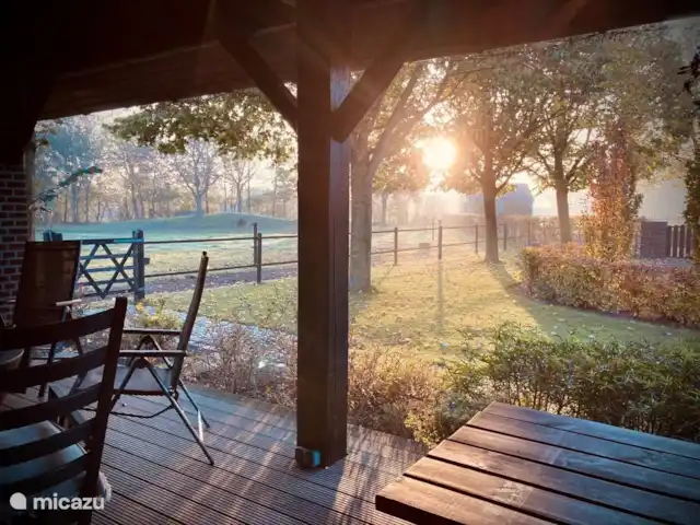 Le Ronfleur | Pays-Bas, Brabant-Septentrional,  Wilbertoord - maison de vacances Le soleil du matin en automne.