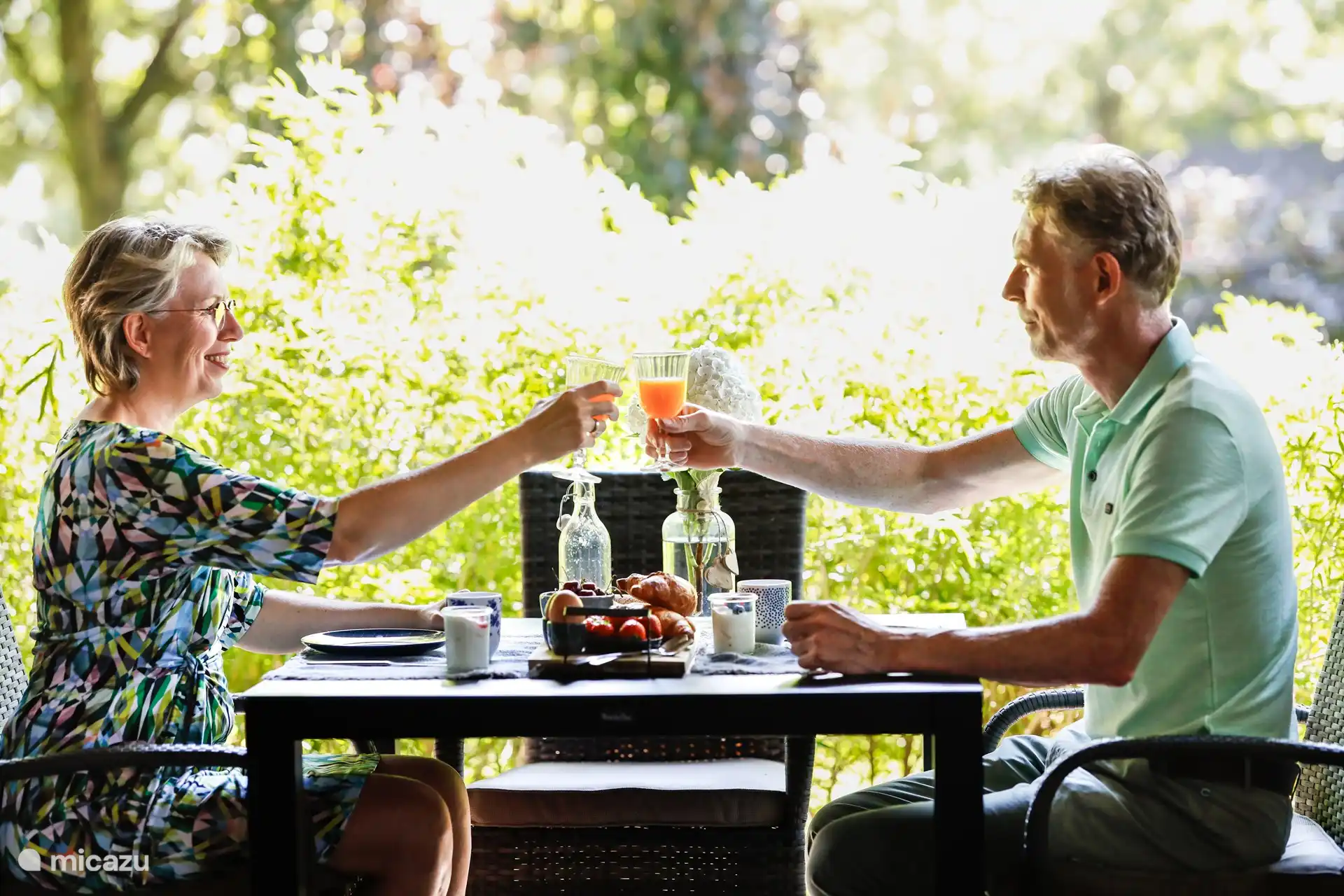 Trinquez à quelques beaux jours.