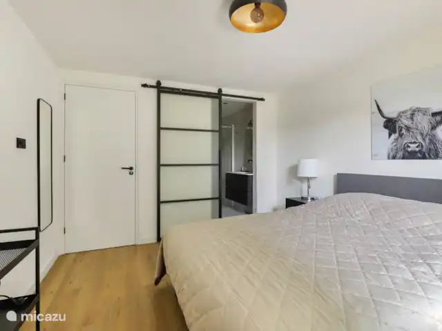 bed & breakfast huren in Nederland, Gelderland, Apeldoorn – Huisje Wenum: 3 - Schotse Hooglander Toegang tot ensuite badkamer.