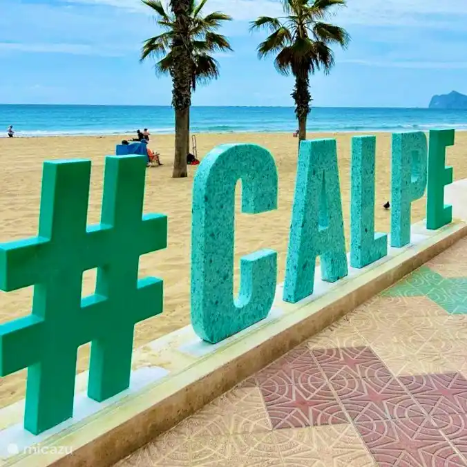 Playa de arena Calpe