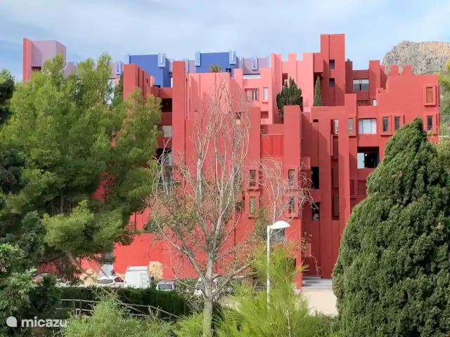 Apartamento Bahía Calpe en España, Costa Blanca, Calpe - apartamento Famosa Muralla Roja Calpe (Ricardo Bofill)