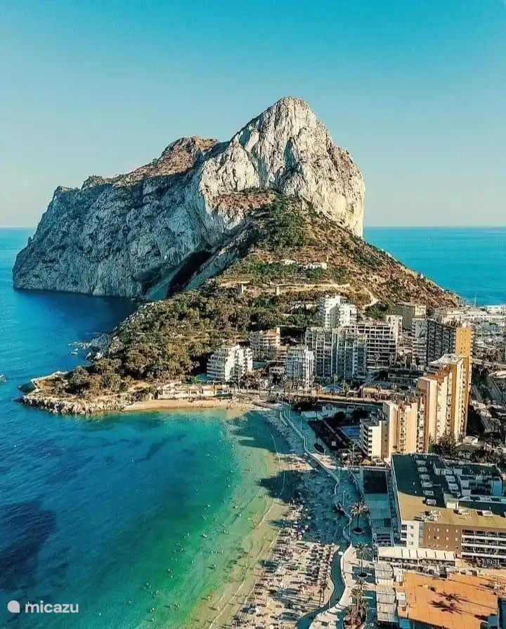 Stand Playa de la Fossa y el Piñón de Ifach