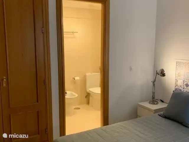 Apartamento Bahía Calpe en España, Costa Blanca, Calpe - apartamento Dormitorio principal con baño en suite