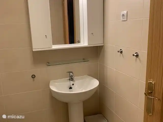 Apartamento Bahía Calpe en España, Costa Blanca, Calpe - apartamento Cuarto de baño con ducha a ras de suelo.