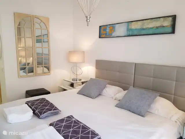 Location de Vacances Espagne, Costa Blanca, Benissa, appartement - La Marquandière La salle de bain parentale est juste à côté.
