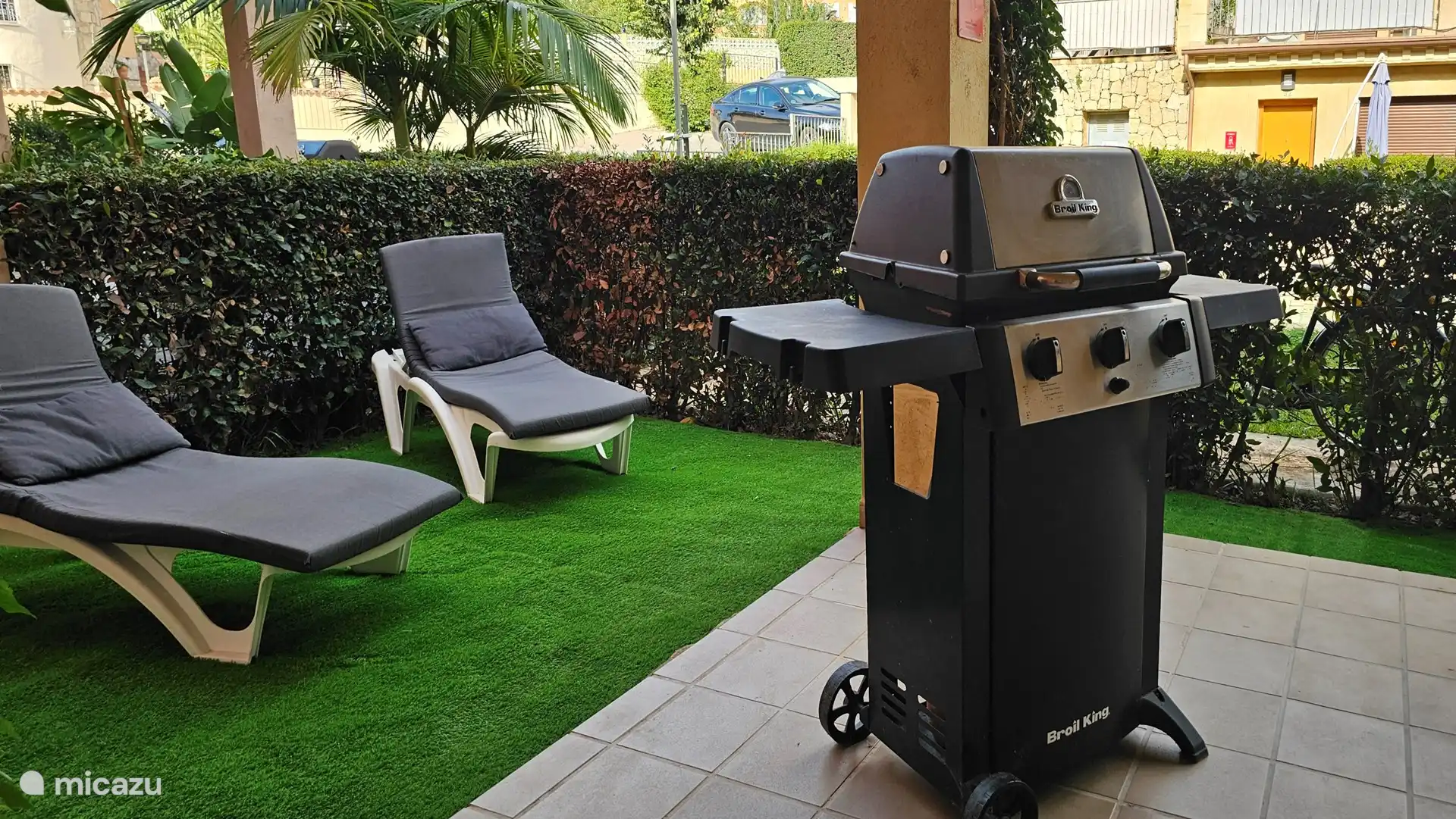 Gas barbecue on the terrace 