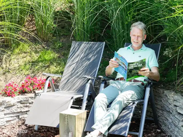 Le rêveur | Pays-Bas, Brabant-Septentrional,  Wilbertoord - maison de vacances Un autre siège avec de jolis fauteuils relaxants.