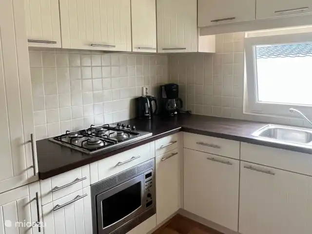 Location de Vacances Pays-Bas, Zélande, Breskens, chalet - Maison de plage blanche cuisine