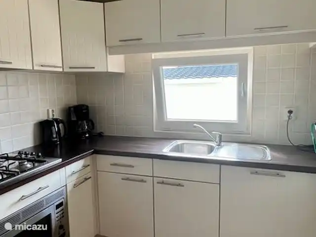 Location de Vacances Pays-Bas, Zélande, Breskens, chalet - Maison de plage blanche cuisine