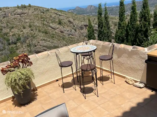 Location de Vacances Espagne, Costa Blanca, Pedreguer, villa - Casa Vista al Mar Bel endroit pour prendre un verre et la vue magnifique.