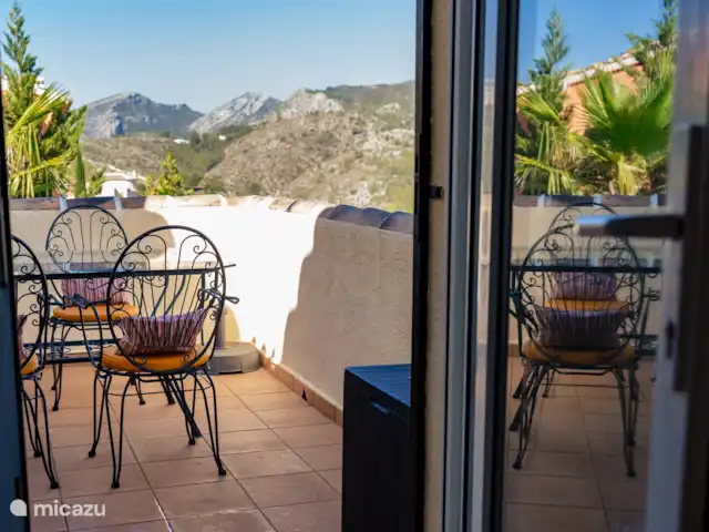Location de Vacances Espagne, Costa Blanca, Pedreguer, villa - Casa Vista al Mar Terrasse à l’étage, à côté du salon