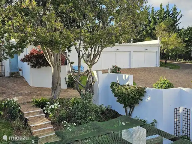 Location de Vacances Afrique du Sud, Le Cap (Cap occidental), Somerset West, gîte / cottage - Chaumière Somerset Ouest Un grand parking
