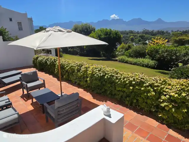 Location de Vacances Afrique du Sud, Le Cap (Cap occidental), Somerset West, gîte / cottage - Chaumière Somerset Ouest Terrasse ensoleillée confortable avec une vue magnifique