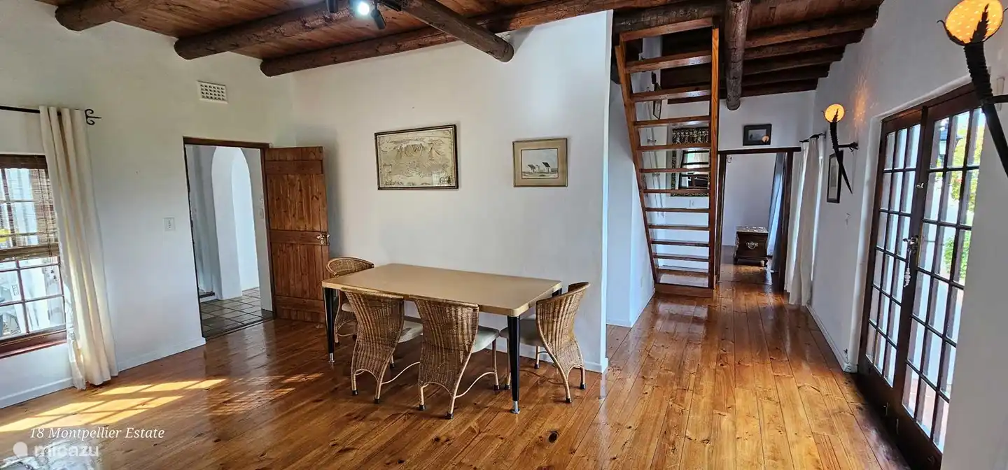 Salle à manger spacieuse