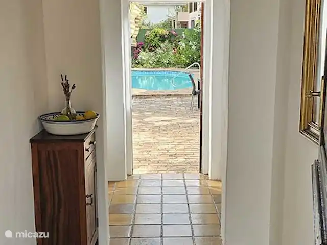 Location de Vacances Afrique du Sud, Le Cap (Cap occidental), Somerset West, gîte / cottage - Chaumière Somerset Ouest Hall d'entrée de la Chaumière