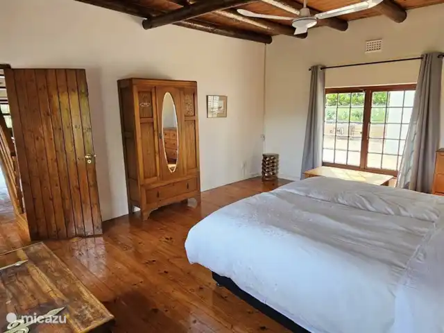 Location de Vacances Afrique du Sud, Le Cap (Cap occidental), Somerset West, gîte / cottage - Chaumière Somerset Ouest Chambre 1 rez-de-chaussée