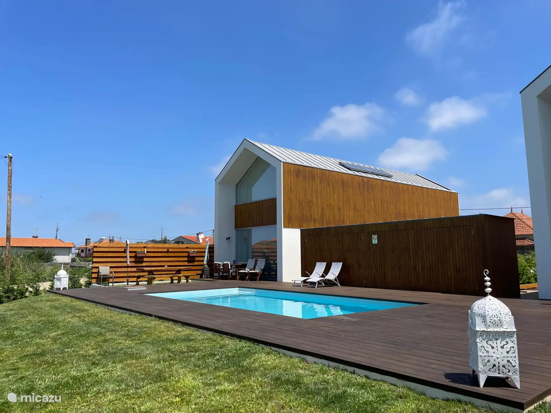 Modernes Scheunenhaus auf dem Land in Portugal, Costa de Prata, Murtosa - Ferienhaus
