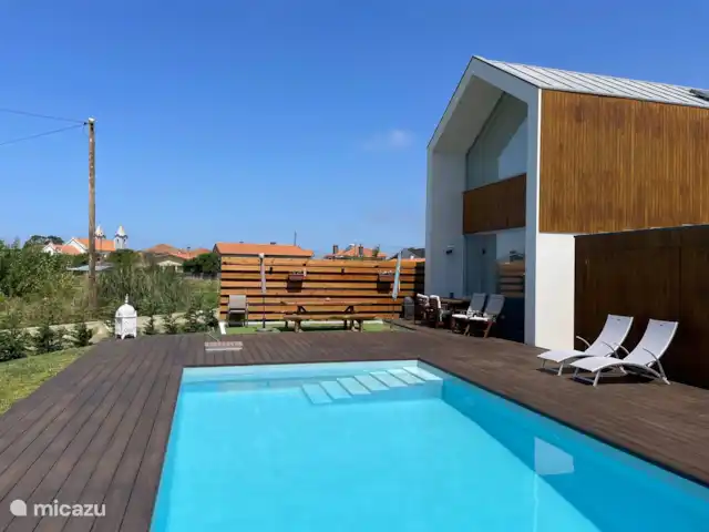 vakantiehuis huren in Portugal, Costa de Prata, Murtosa – Modern schuurhuis op het platteland Achtertuin/zwembad