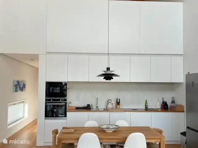 vakantiehuis huren in Portugal, Costa de Prata, Murtosa – Modern schuurhuis op het platteland Volledig ingerichte open keuken