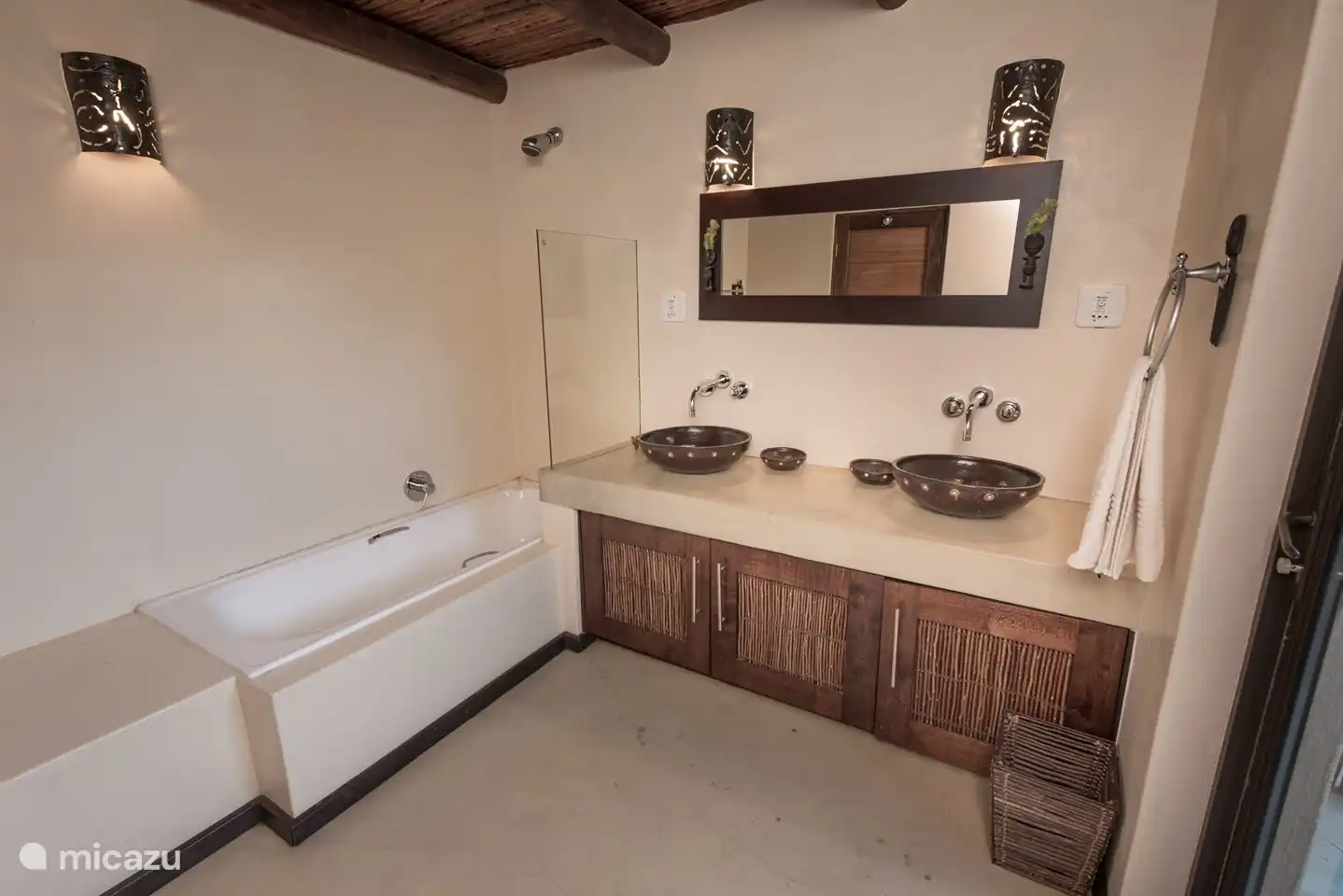 Gästezimmer 1 eigenes Badezimmer