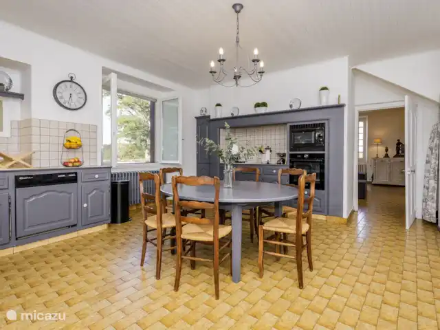 Rigalbenque en Francia, Lot,  Salviac - casa vacacional Cocina