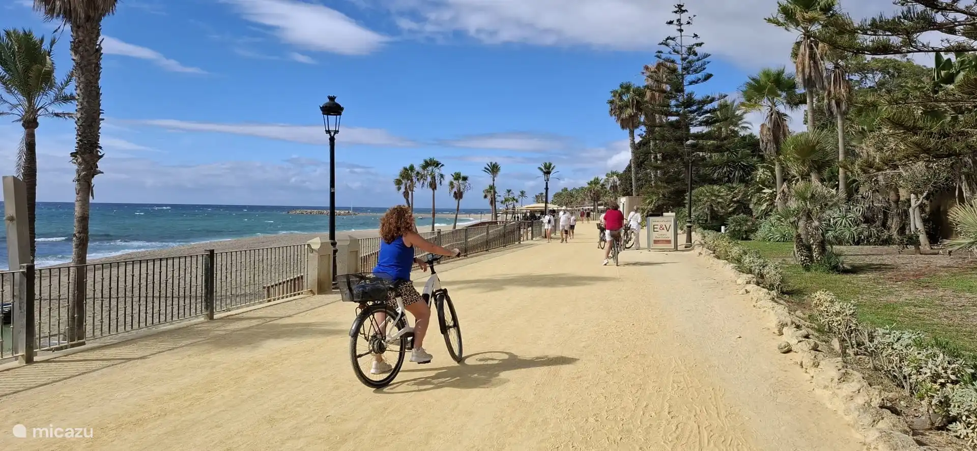 Nice cycling along the boulevard from Marbella to Puerto Banús 