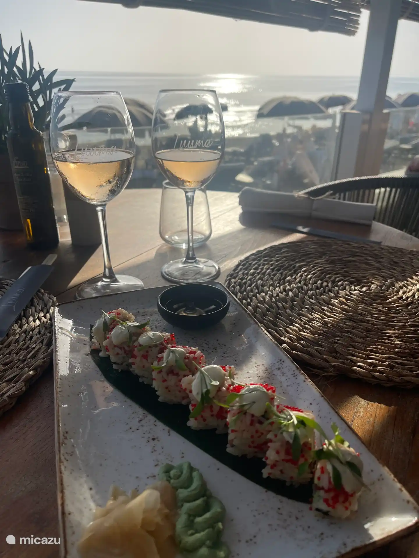 Enjoy 1 of the many beautiful beach clubs such as the famous luuma beach club. 
A 5-minute drive from the property 