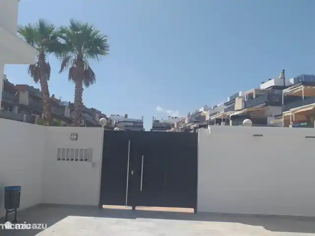 apartamento en España, Costa Blanca, Gran Alacant - Santa Pola – Casa Gran Alacant Entrada a la urbanización.