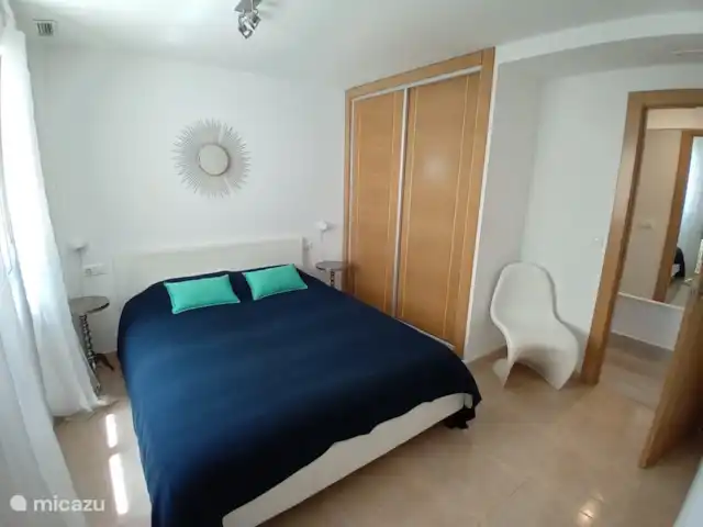 apartamento en España, Costa Blanca, Gran Alacant - Santa Pola – Casa Gran Alacant Dormitorio principal con baño en suite.