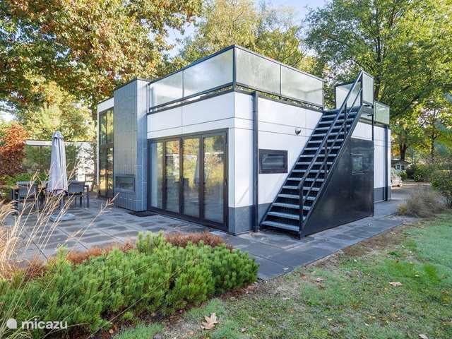 Holiday home in Netherlands, Gelderland – holiday house Holiday Home Maridu Forest Cube