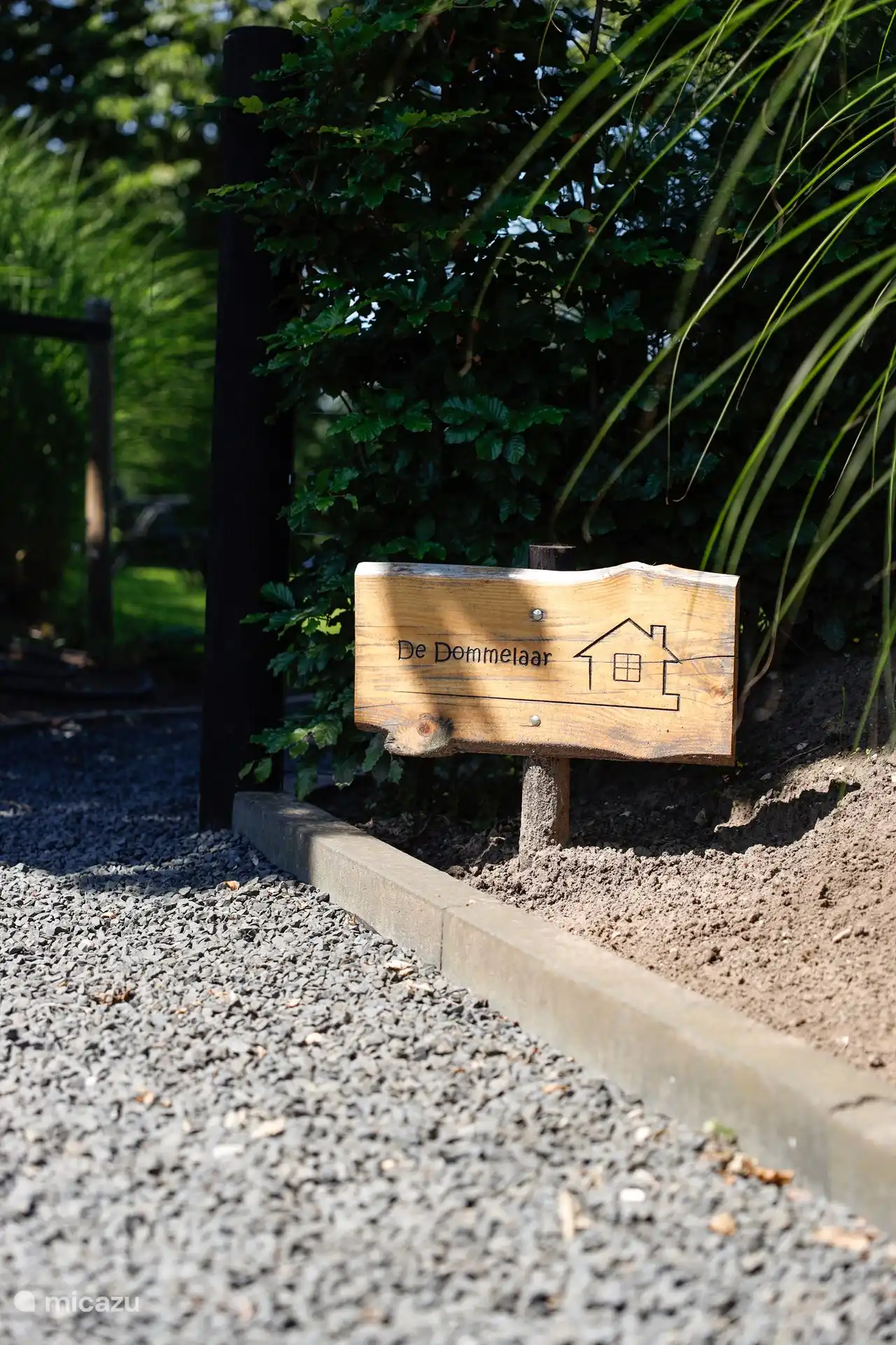 Unterschreiben Sie den Dommelaar.