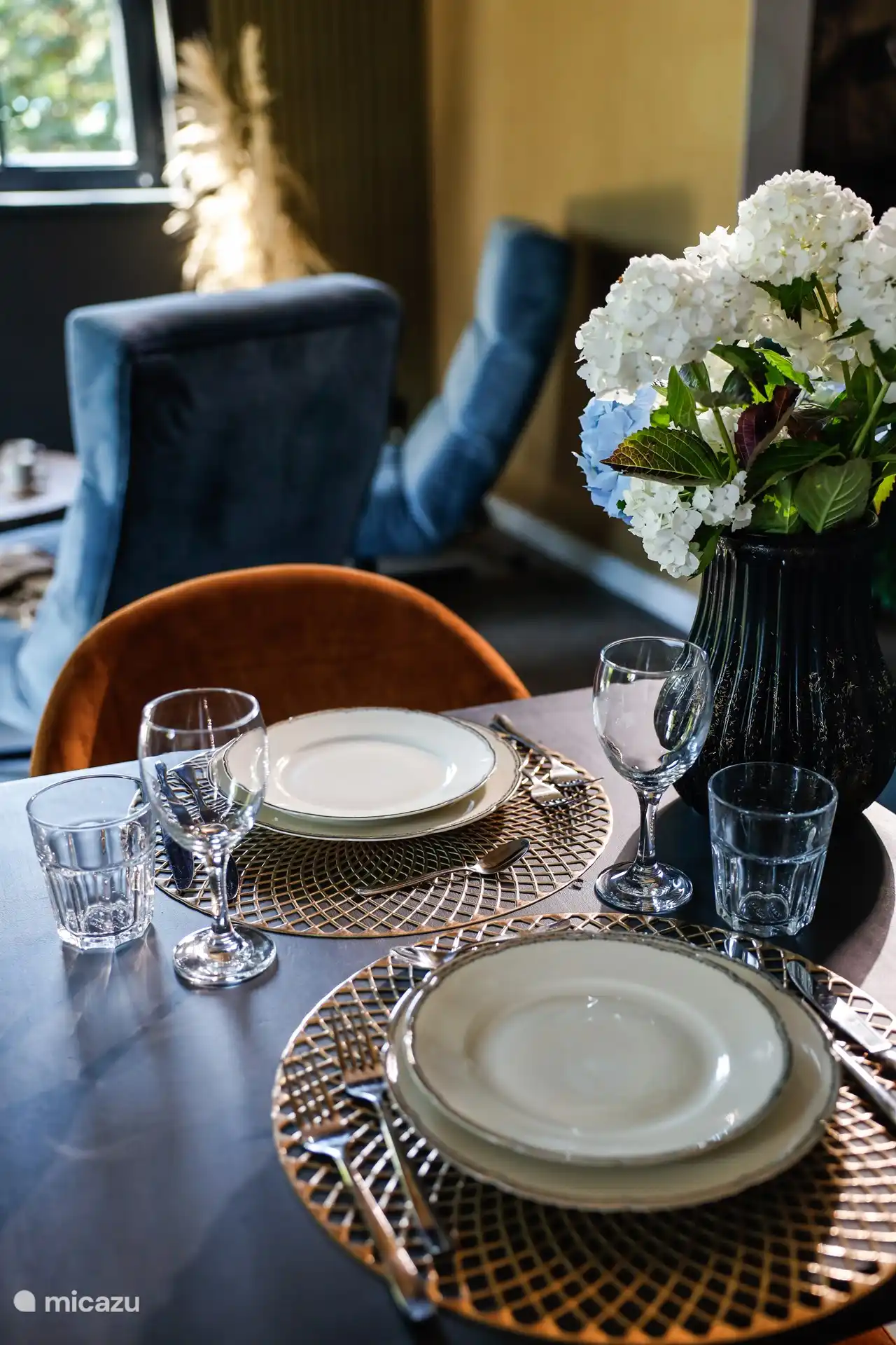 Gemütlicher Essbereich für 2 Personen.