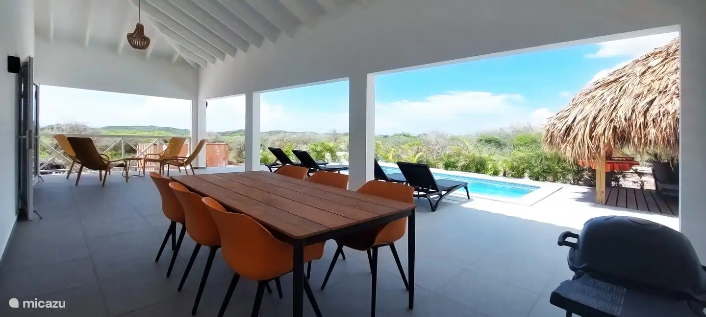 Palu Sinta en Curazao, Bandabou (oeste), Fontein - Villa