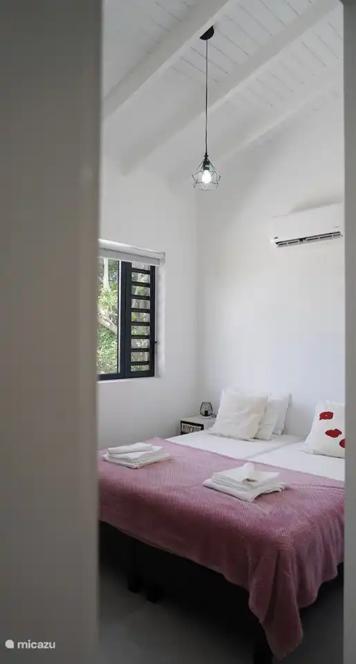 Slaapkamer 1 met airco