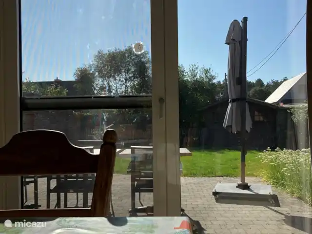 Danenhof en Bélgica, Amberes, Herselt - casa vacacional comedor con acceso a terraza