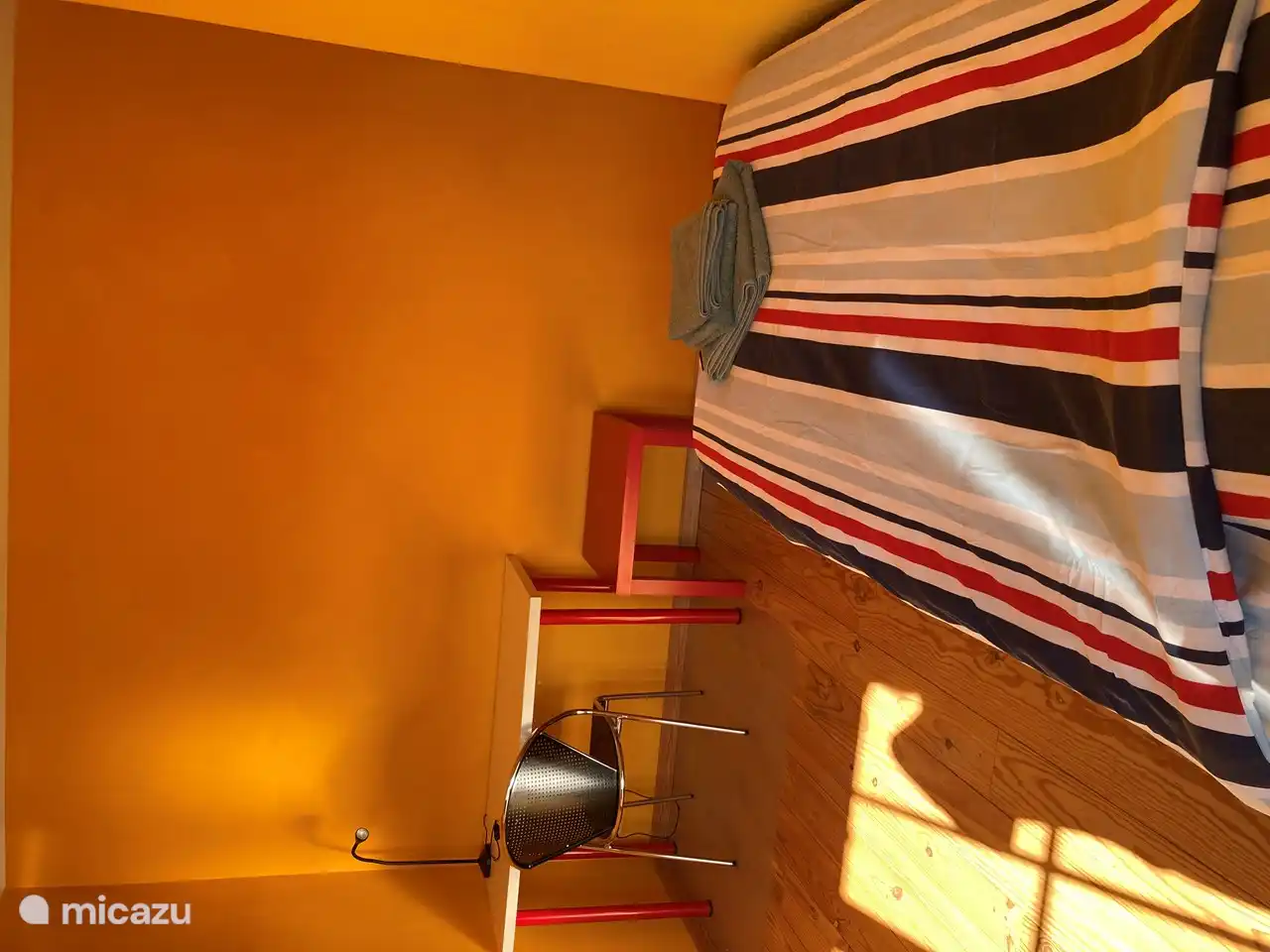 het tafeltje met de stoel