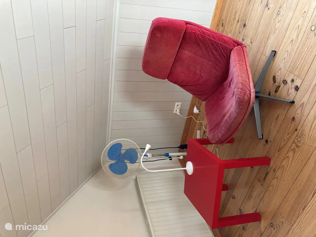 Leeshoekje op de ingerichte zolder