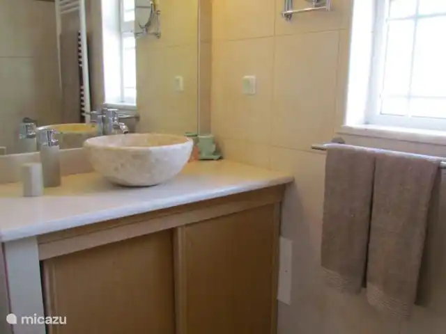 villa huren in Portugal, Algarve, Carvoeiro – Casa Anja Badkamer - Slaapkamer 2