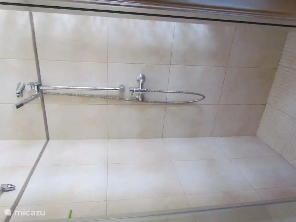 Badezimmer - Schlafzimmer 2