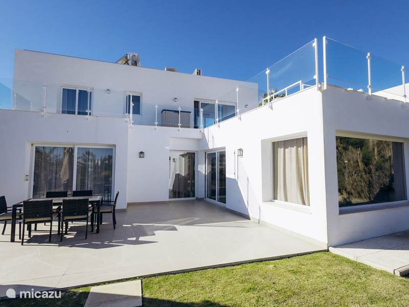 Holiday home in Spain, Costa del Sol, Estepona Villa Beautiful villa with private pool