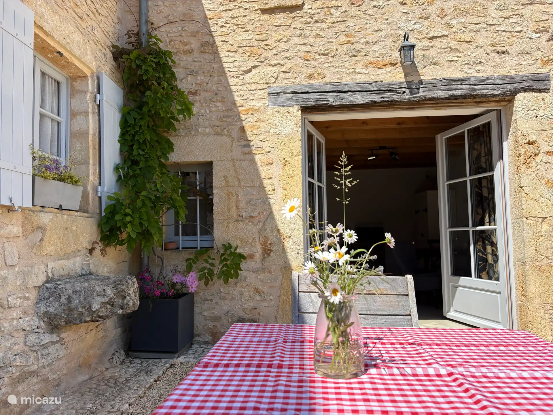 Gîte en terrasse chaleureuse Monpazier
